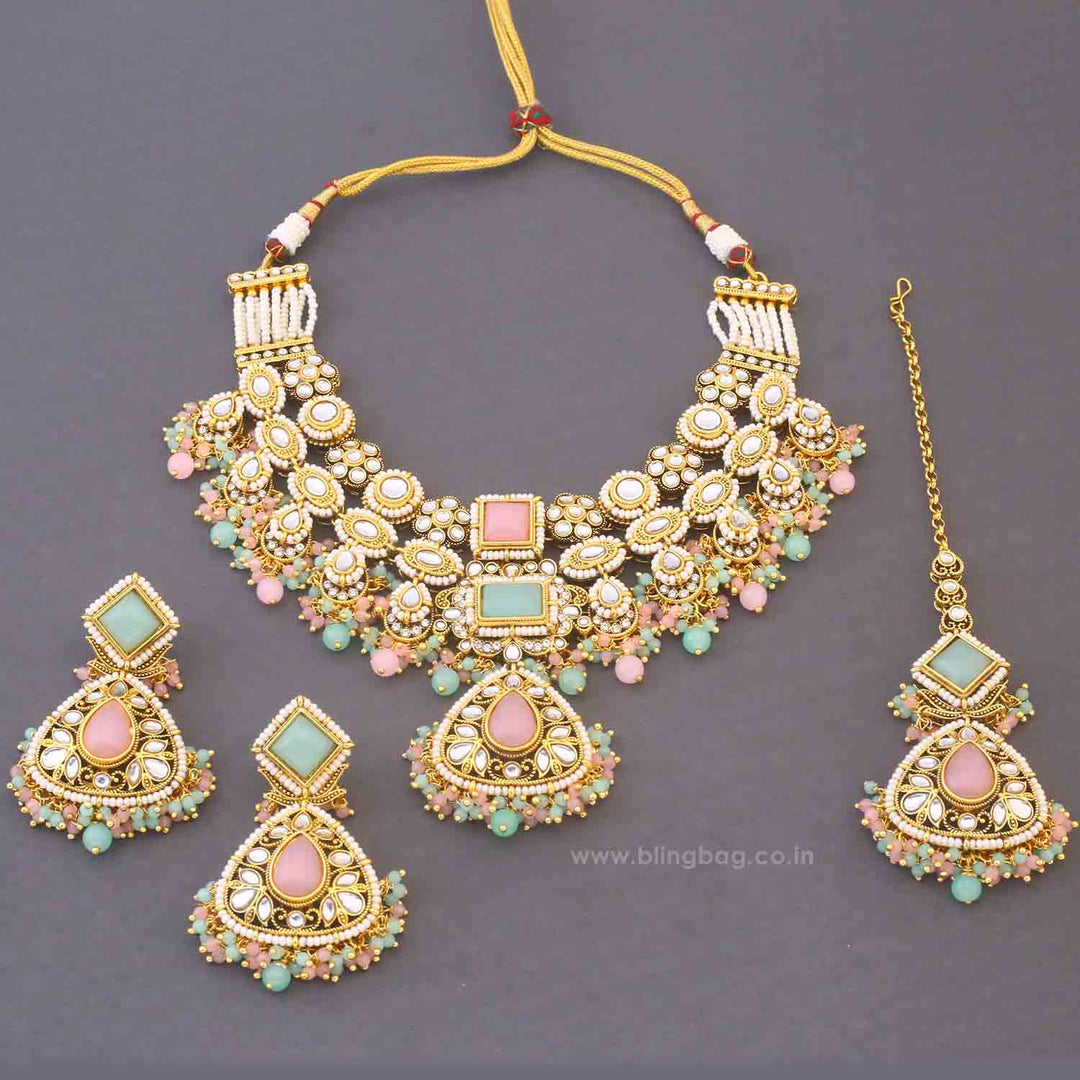 Multicolor Sarala Kundan Jewellery Set