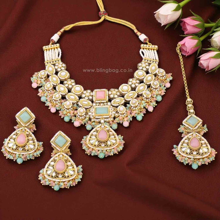 Multicolor Sarala Kundan Jewellery Set