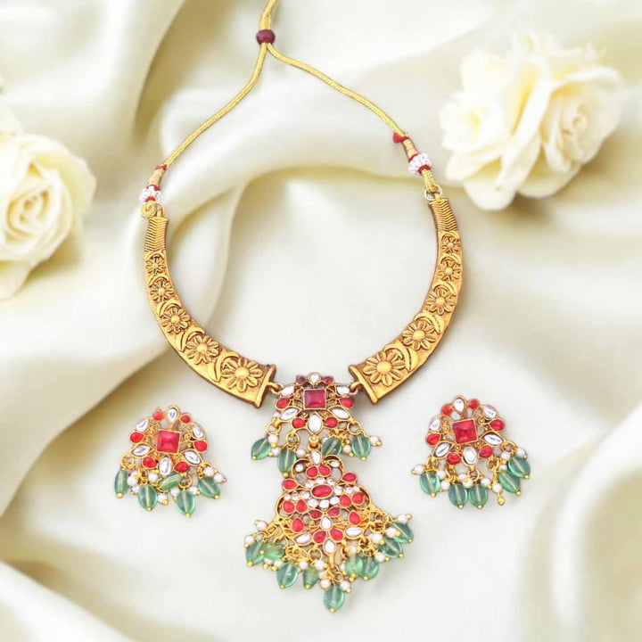 Multicolor Taarika Hasli Antique Jewellery Set - New Arrival