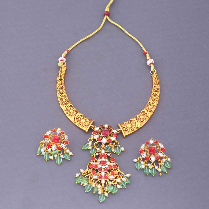 Multicolor Taarika Hasli Antique Jewellery Set - New Arrival