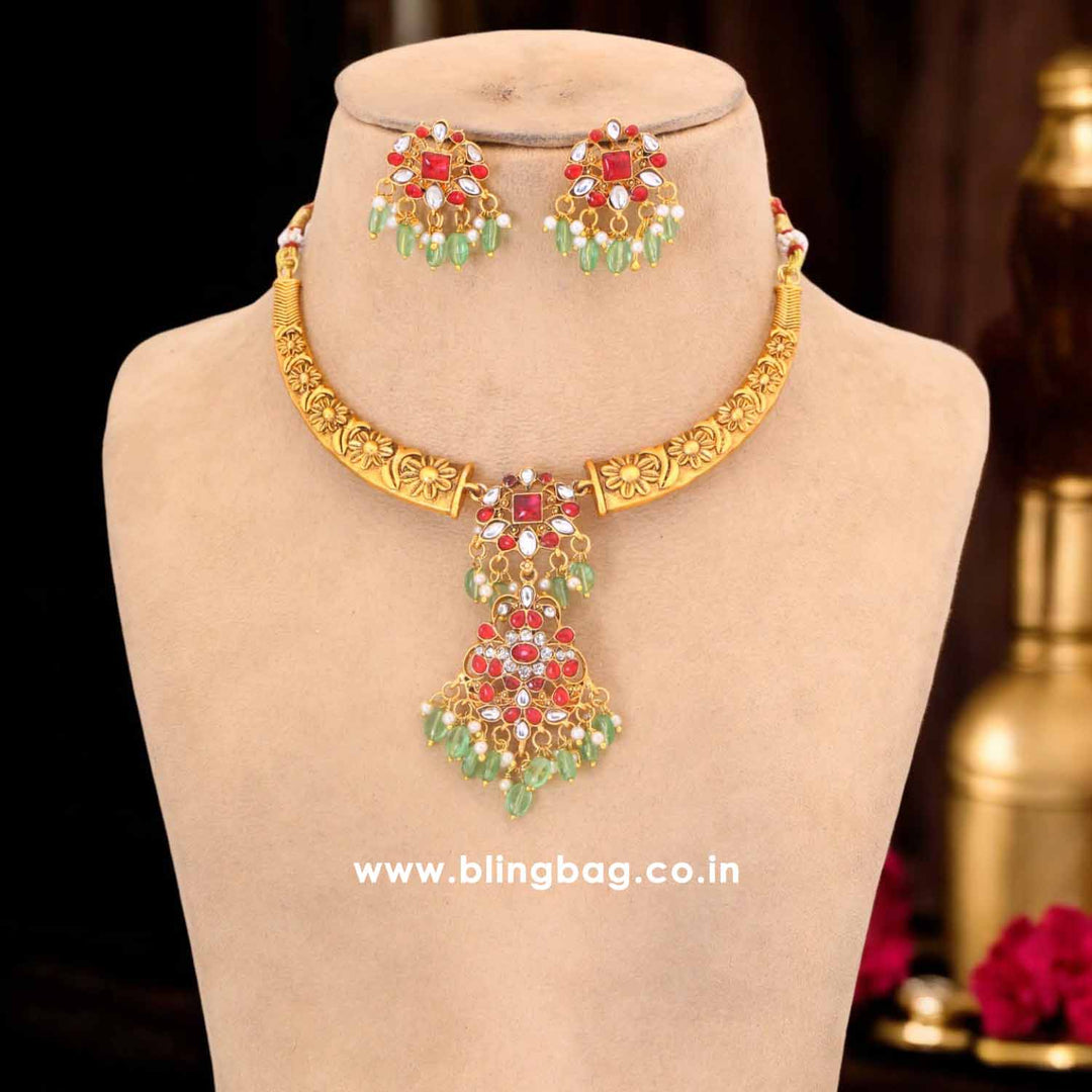 Multicolor Taarika Hasli Antique Jewellery Set - New Arrival