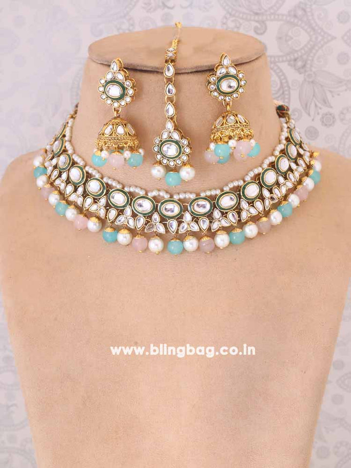 Multicolor Tavasya Kundan Jewellery Set