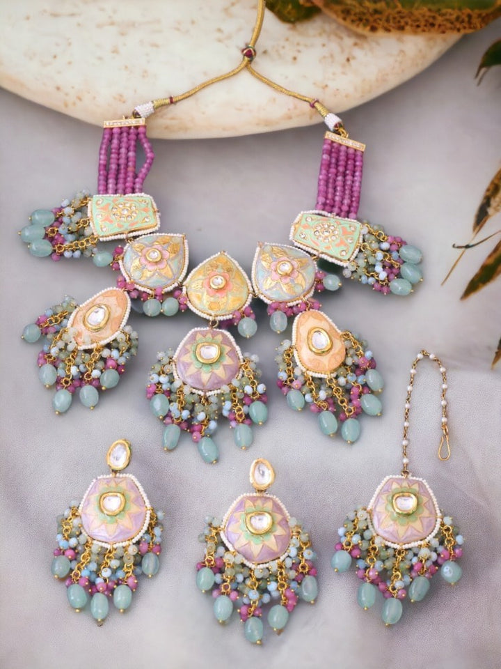 Multicolor Trikoni Jewellery Set