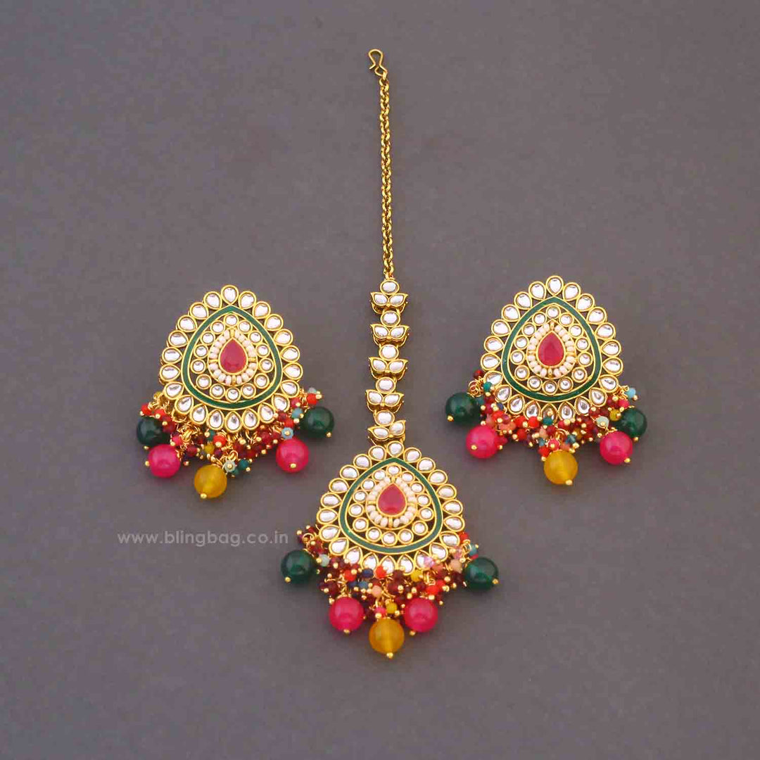 Multicolor Vaidehi Maang Tikka