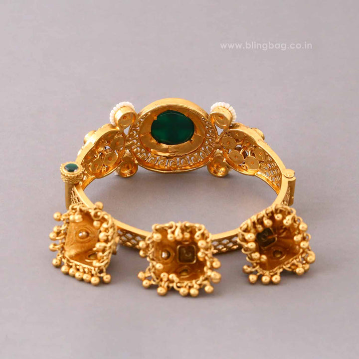 Multicolor Vaishnati Kada