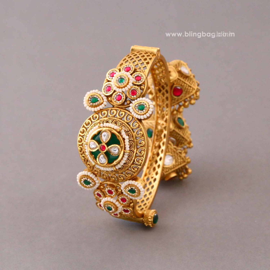 Multicolor Vaishnati Kada