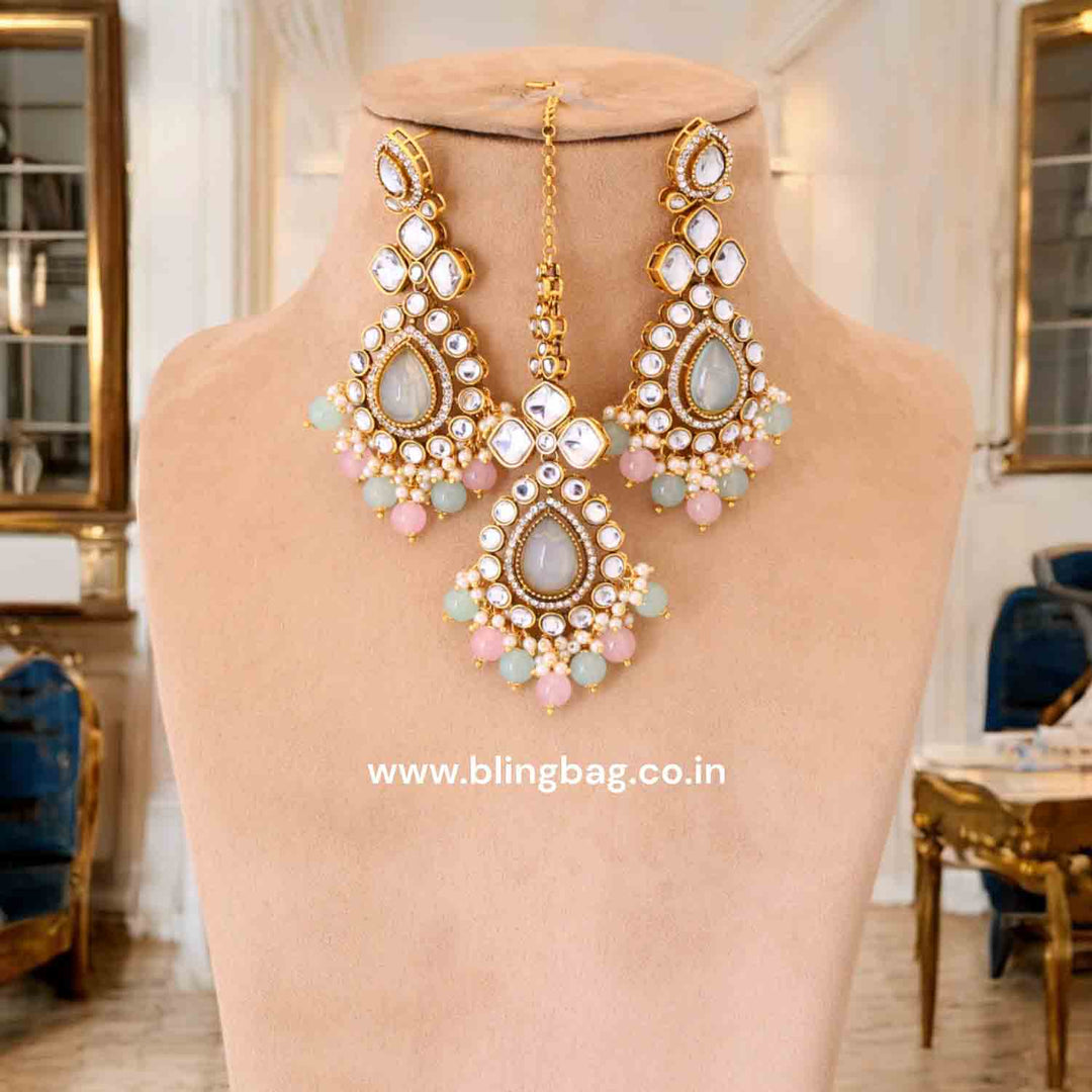 Multicolor Vandanti Kundan Jewellery Set