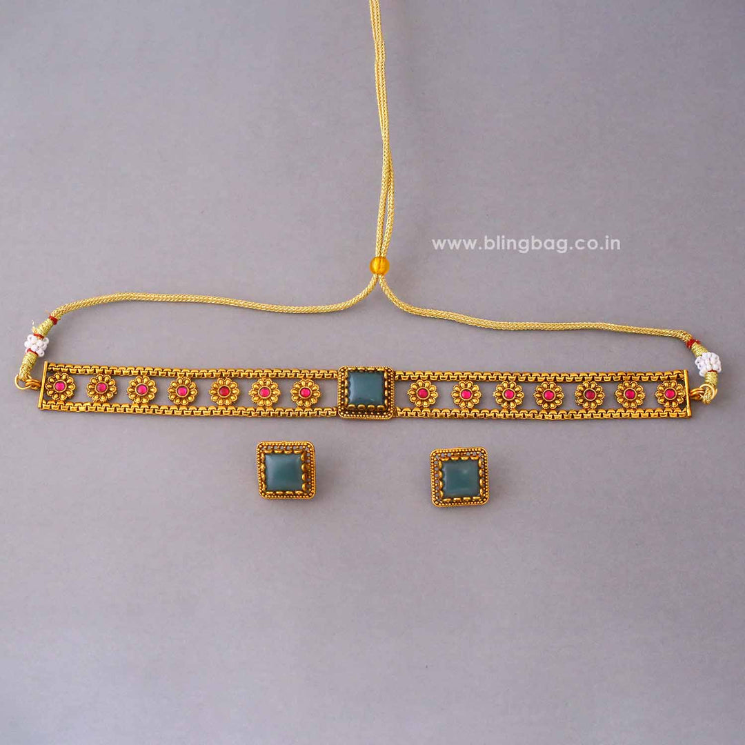Multicolor Vijayanti Antique Jewellery Set- New Arrival