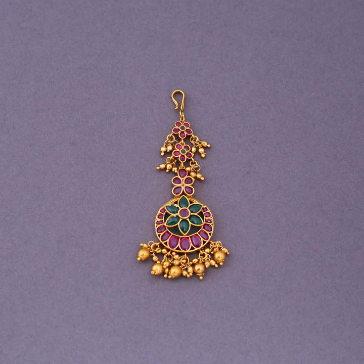 Multicolor Viyashi Maang Tikka