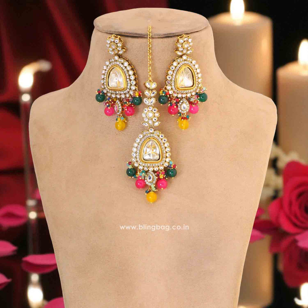 Multicolor Yonita Maang Tikka