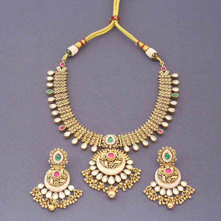 Multicolor Zunera Hasli Antique Rajwadi Set