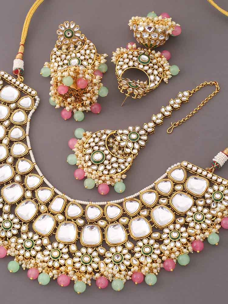 Multicolor Aadhila Kundan Jewellery Set