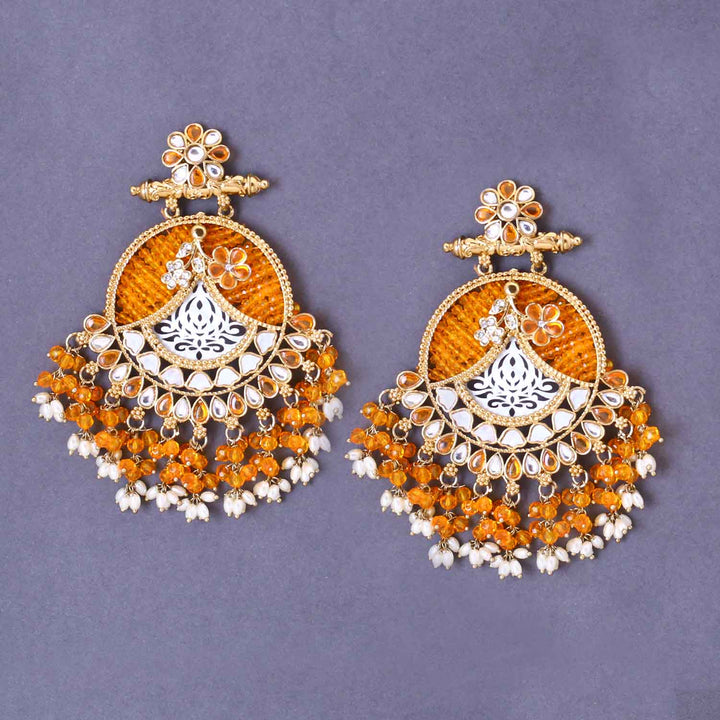 Mustard Fareena Chandbalis