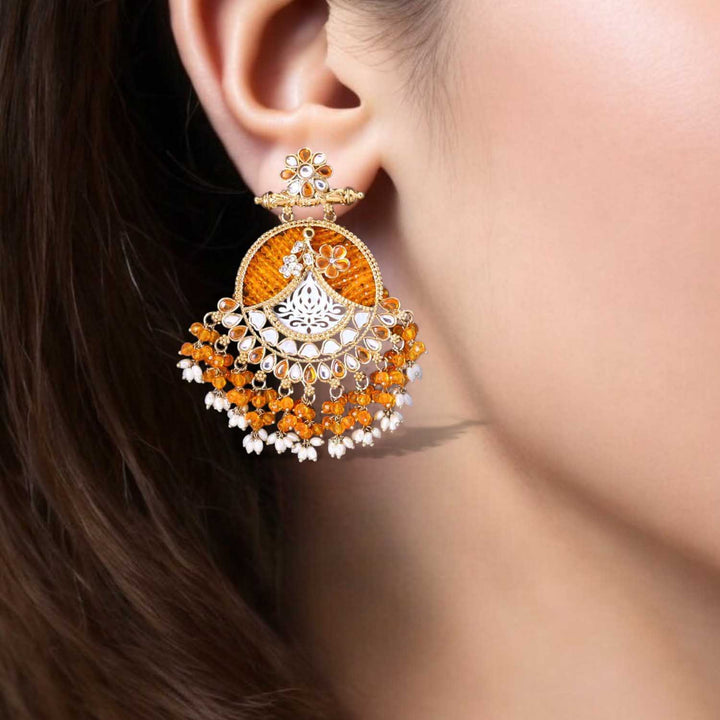 Mustard Fareena Chandbalis