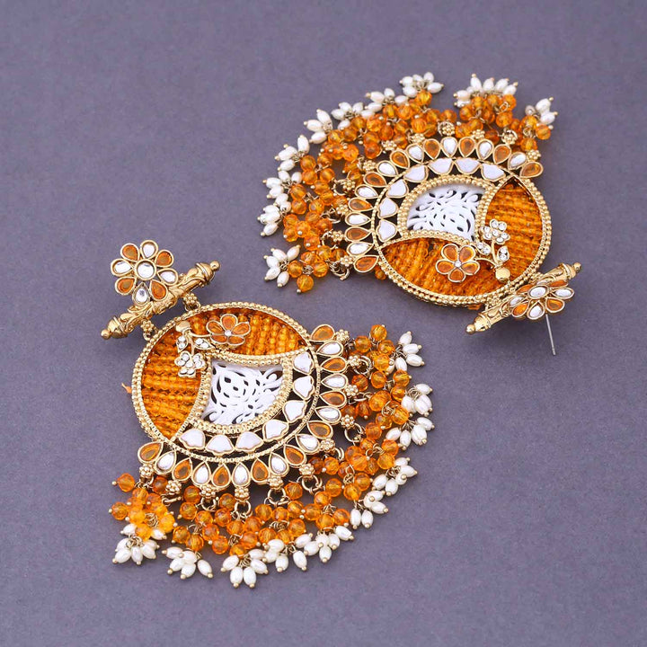 Mustard Fareena Chandbalis