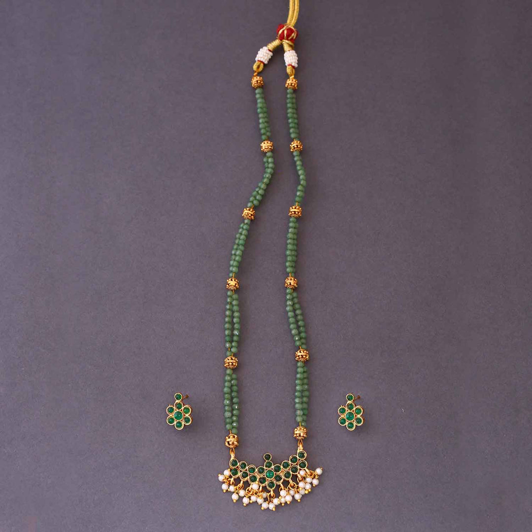 Nivashni Reversible Antique Pendant Set- New Arrival