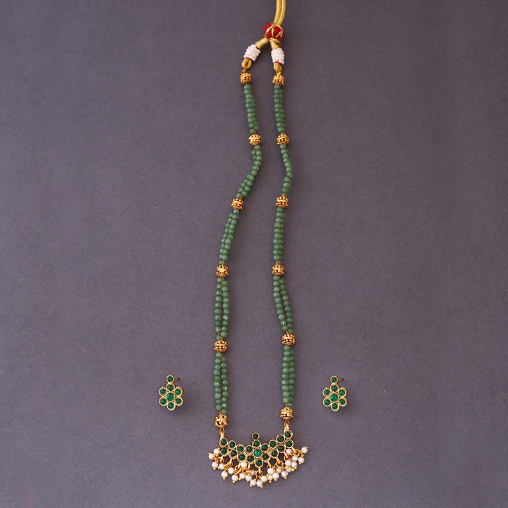 Nivashni Reversible Antique Pendant Set- New Arrival