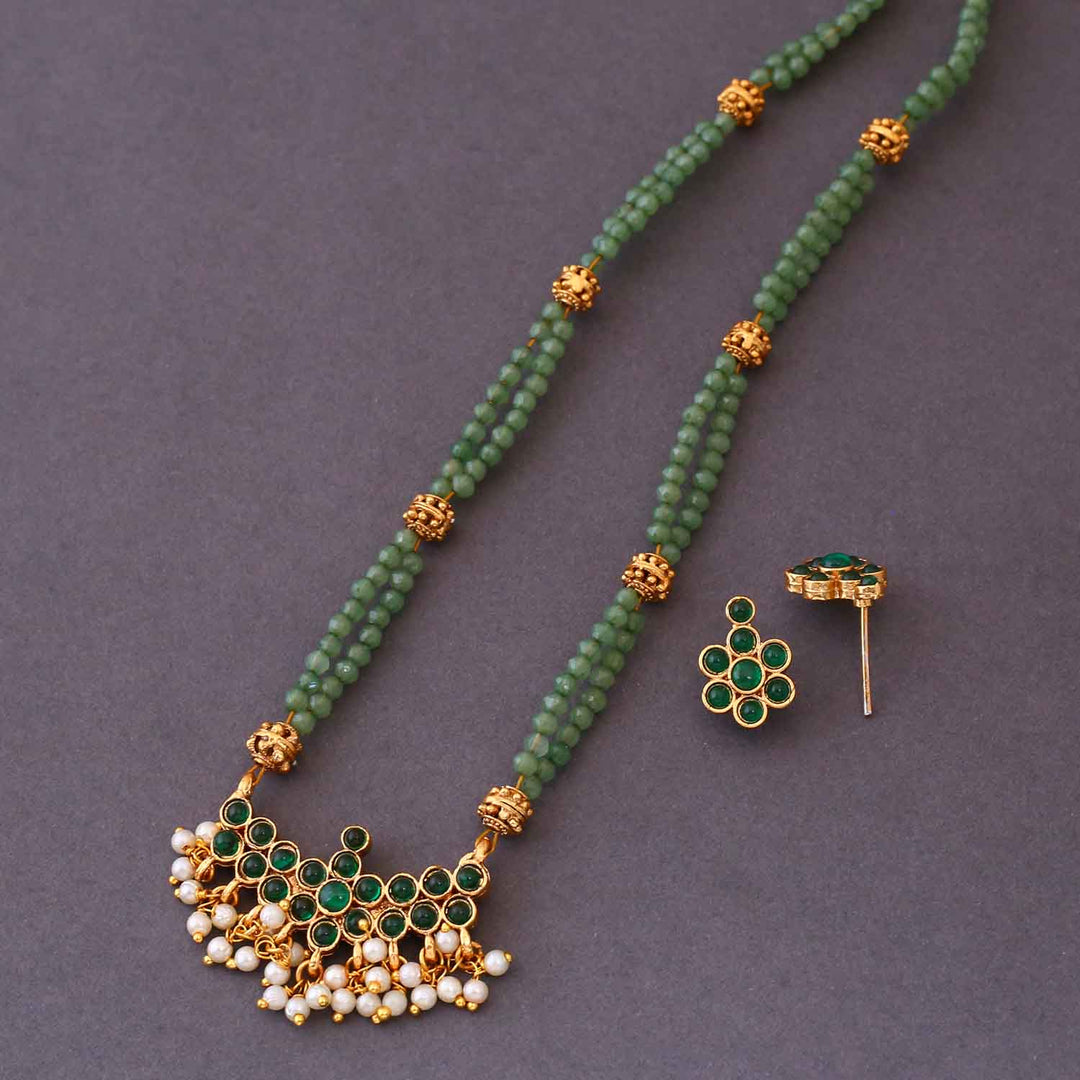 Nivashni Reversible Antique Pendant Set- New Arrival