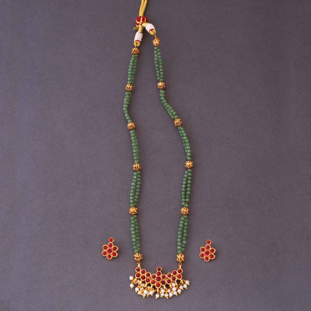 Nivashni Reversible Antique Pendant Set- New Arrival