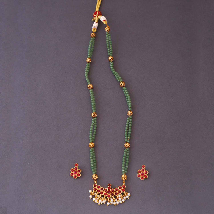 Nivashni Reversible Antique Pendant Set- New Arrival