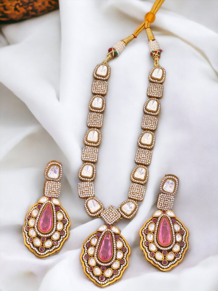 Pink Blathnaid Jewellery Set
