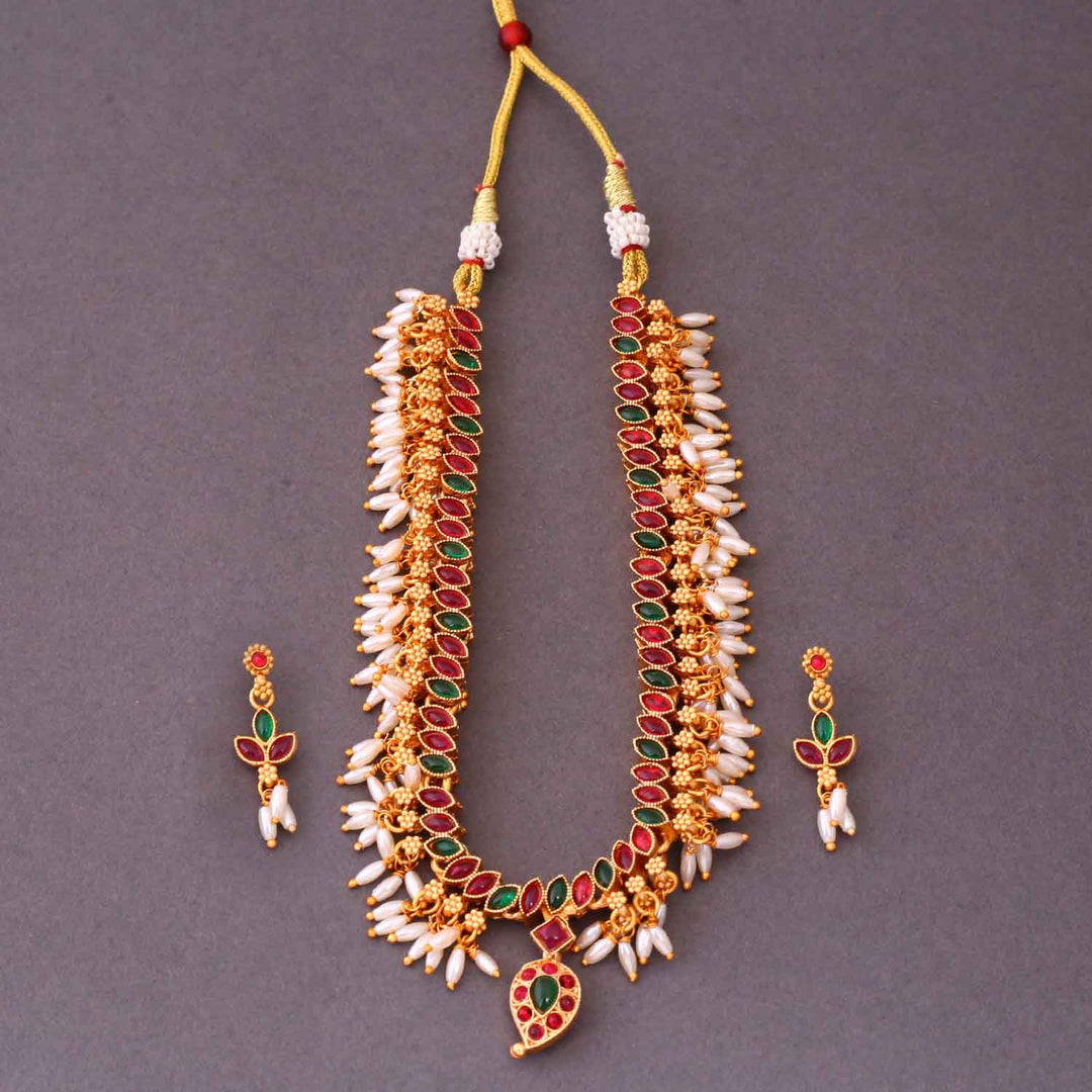 Preeti Reversible Antique Jewellery Set - New Arrival