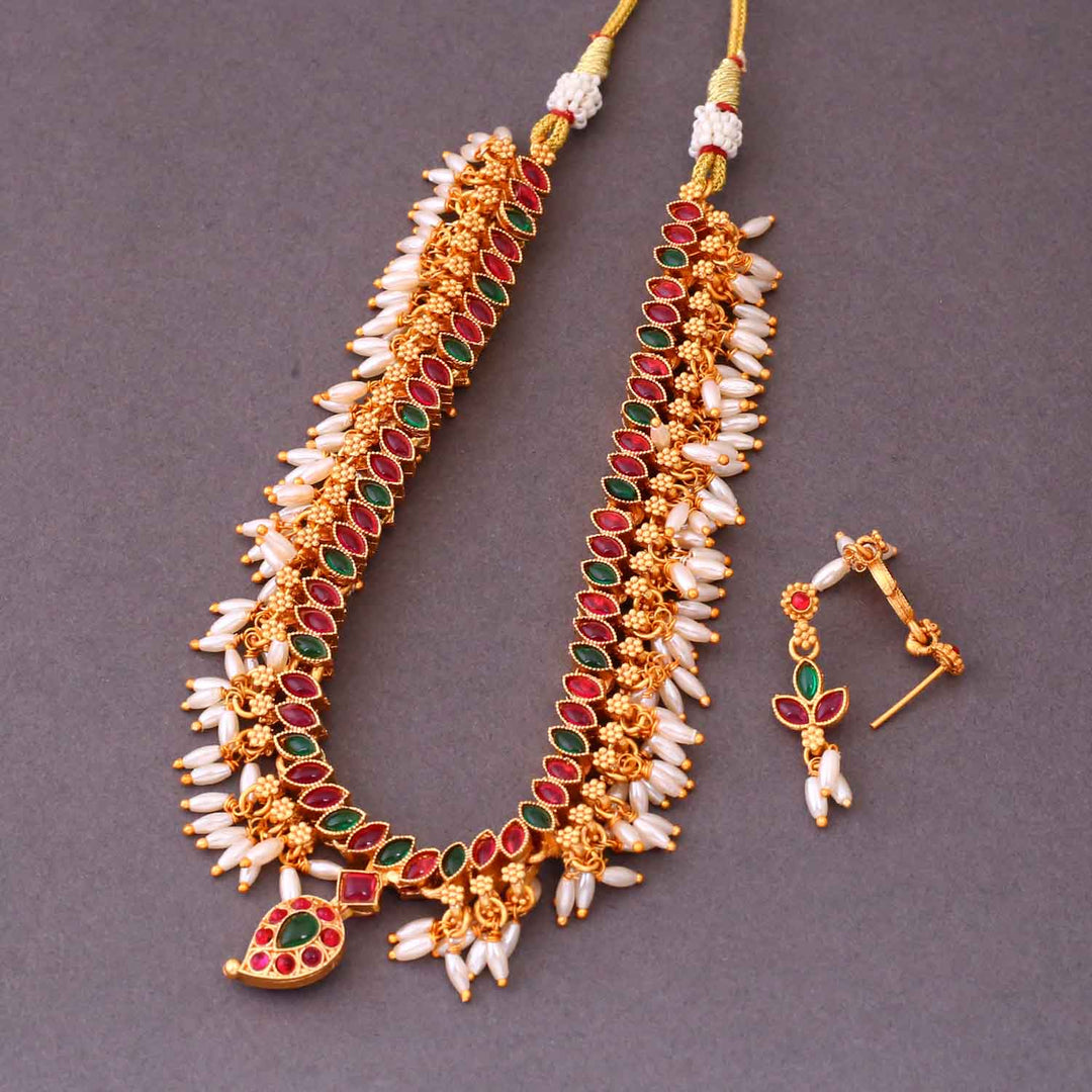 Preeti Reversible Antique Jewellery Set - New Arrival