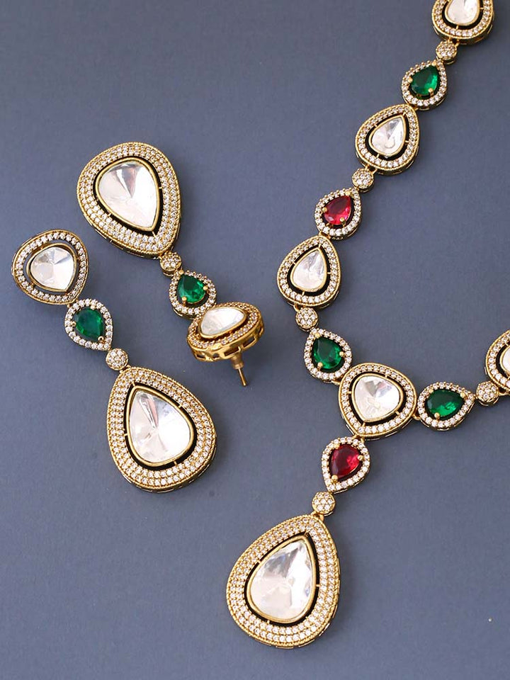 Prismatic Katja Victorian Jewellery Set