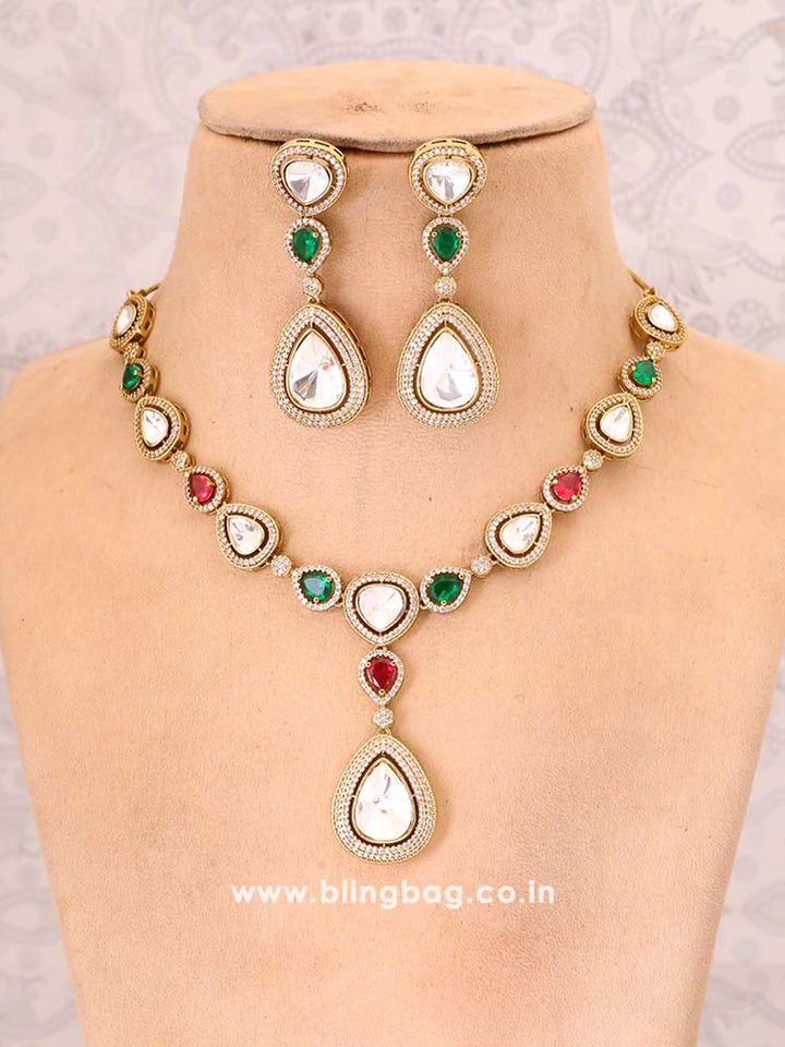 Prismatic Katja Victorian Jewellery Set