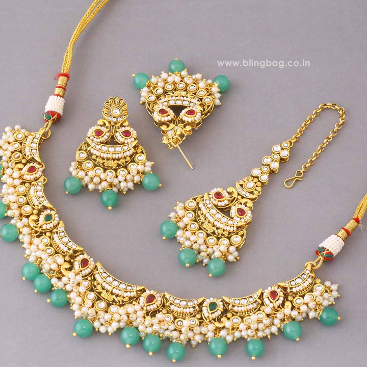 Prismatic Meeraita Kundan Jewellery Set
