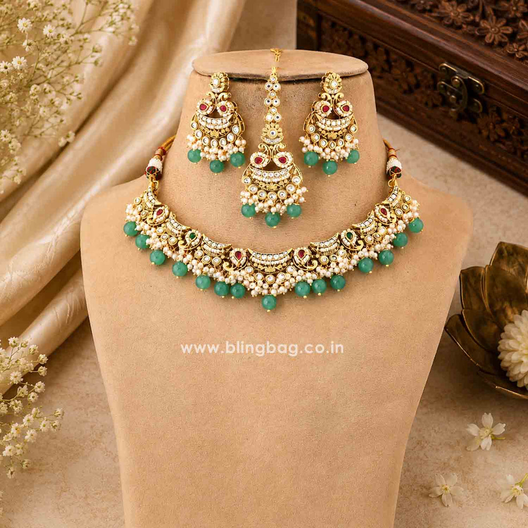 Prismatic Meeraita Kundan Jewellery Set