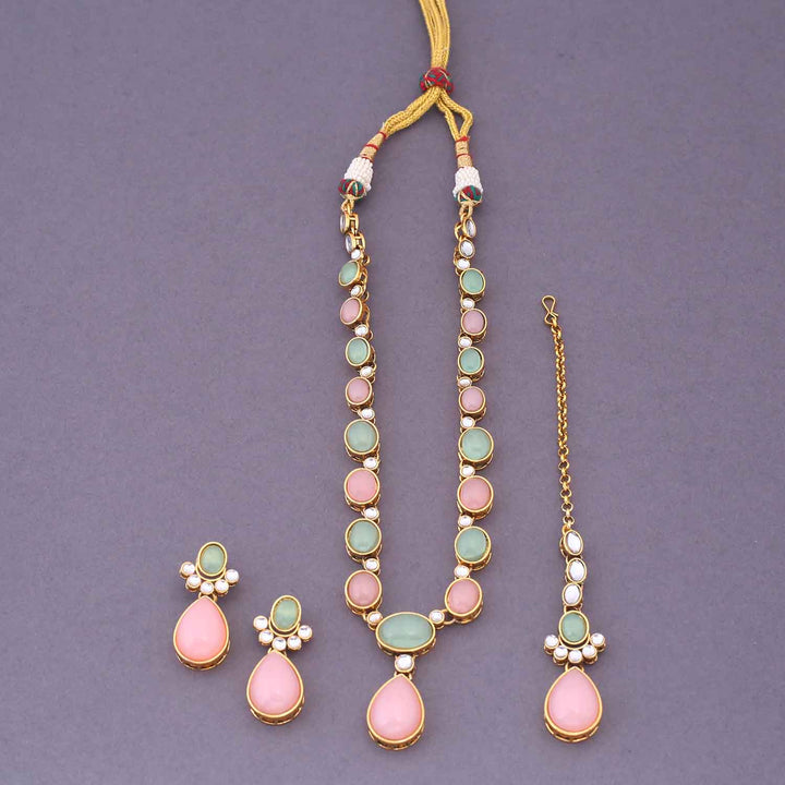 Prismatic Raniya Kundan Jewellery Set