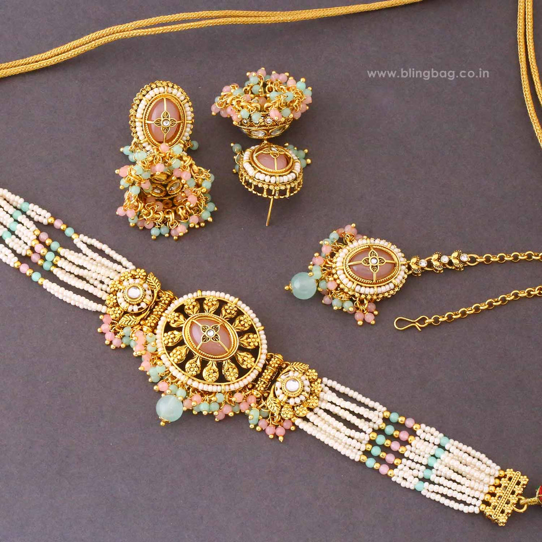 Prismatic Tavya Kundan Jewellery Set