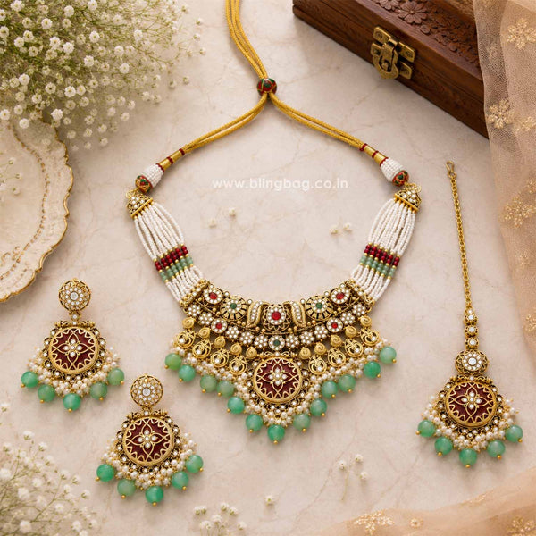 Prismatic Umasha Kundan Jewellery Set
