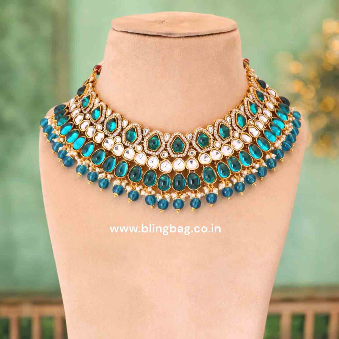 Rama Kaviya Kundan Jewellery Set