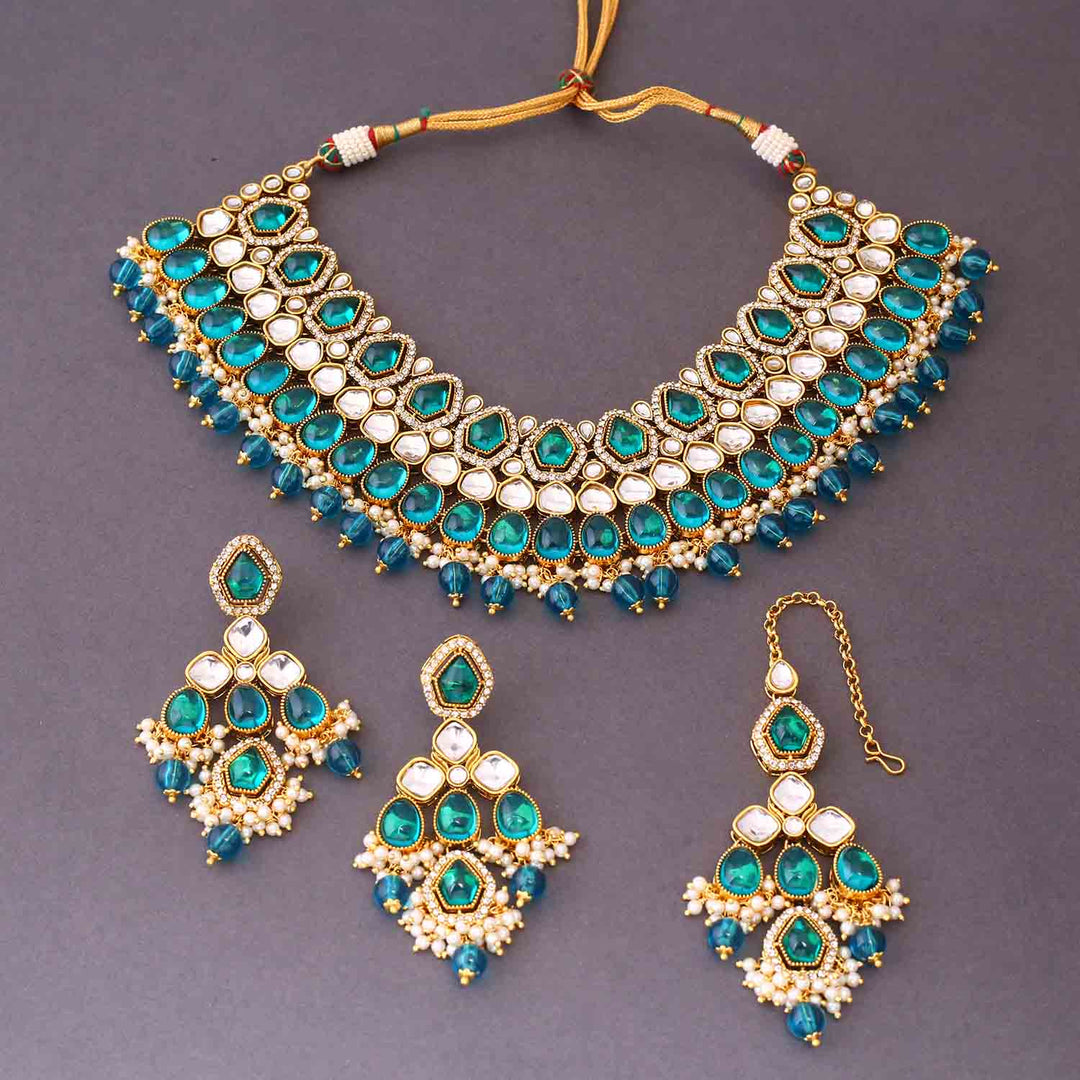 Rama Kaviya Kundan Jewellery Set