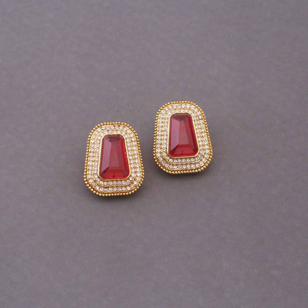 Rani Aastha Studs