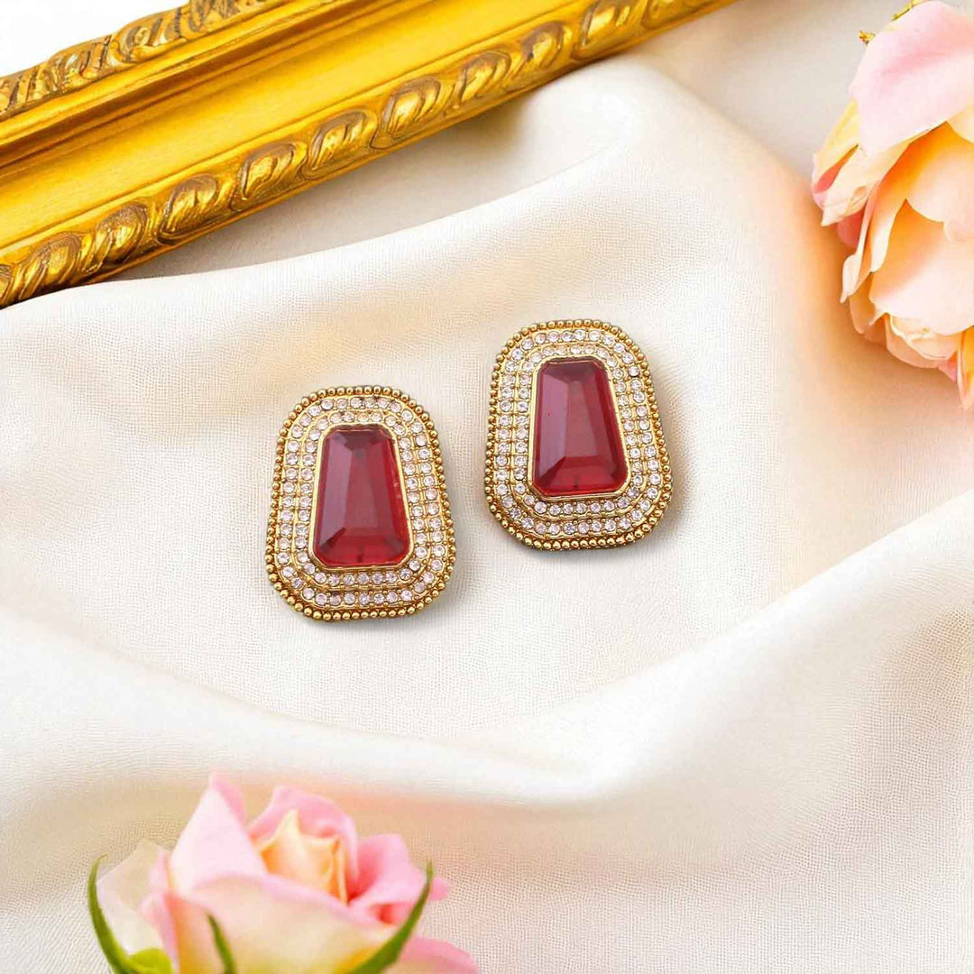 Rani Aastha Studs