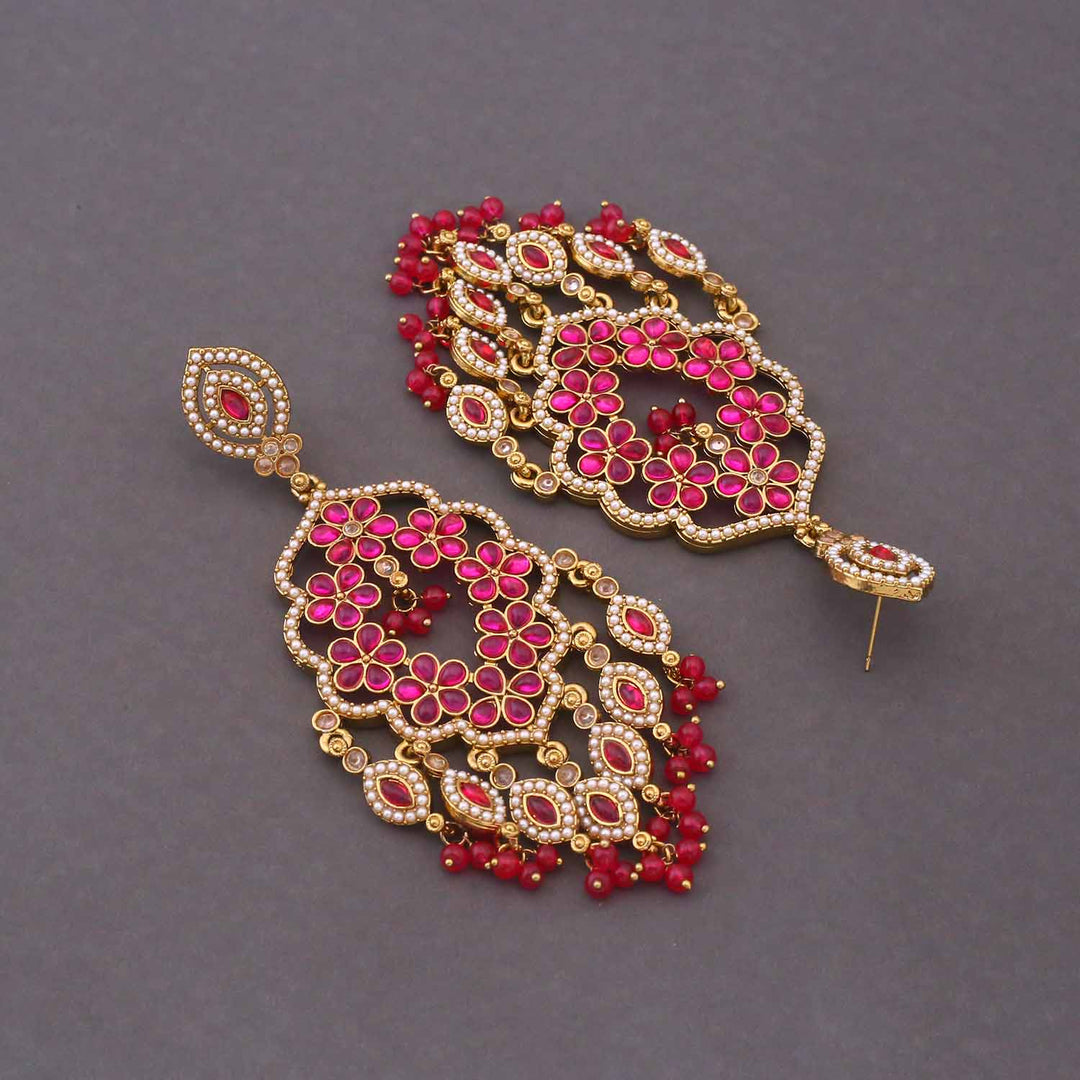 Rani Aayushi Chaandbalis