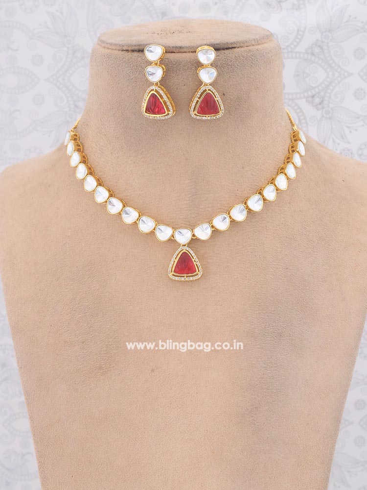 Rani Amreen Pendant Set