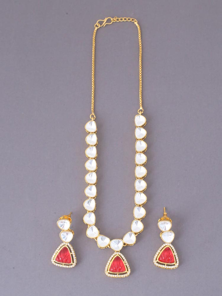 Rani Amreen Pendant Set