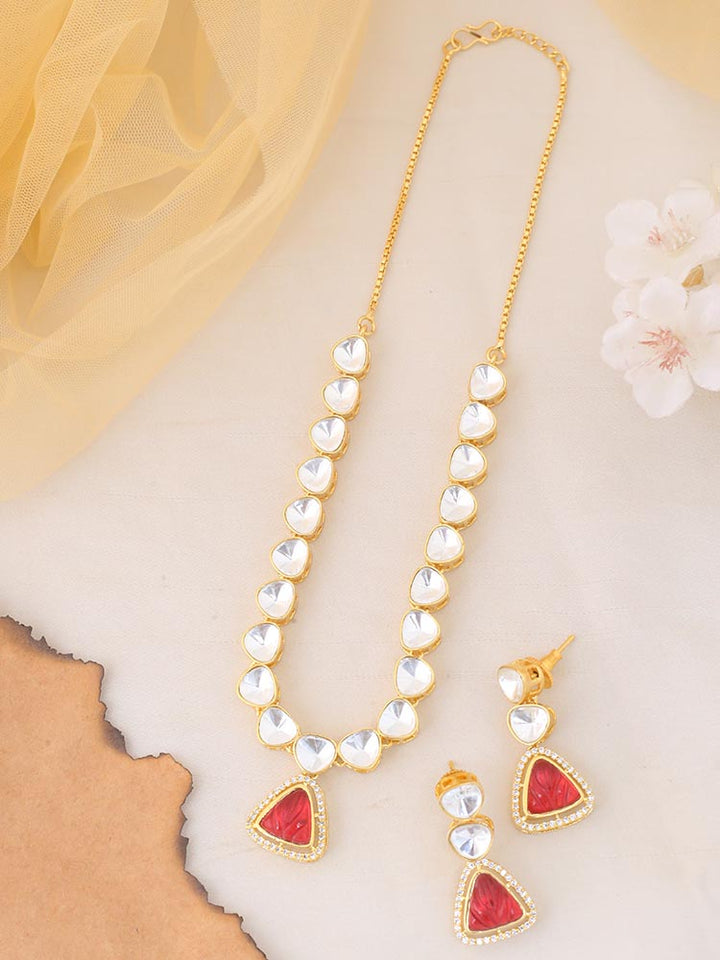 Rani Amreen Pendant Set