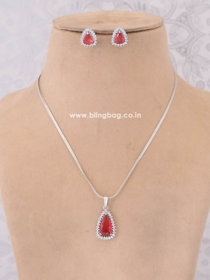 Rani Dempsey Pendant Set