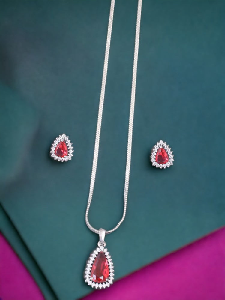 Rani Dempsey Pendant Set
