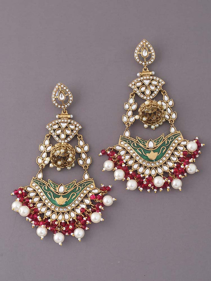 Rani Emerald Trikani Chandbalis