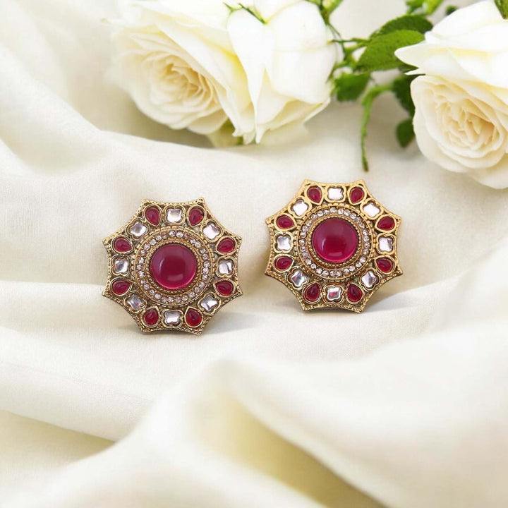 Rani Khinara Studs