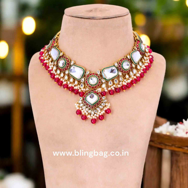 Rani Kunti Kundan Jewellery Set
