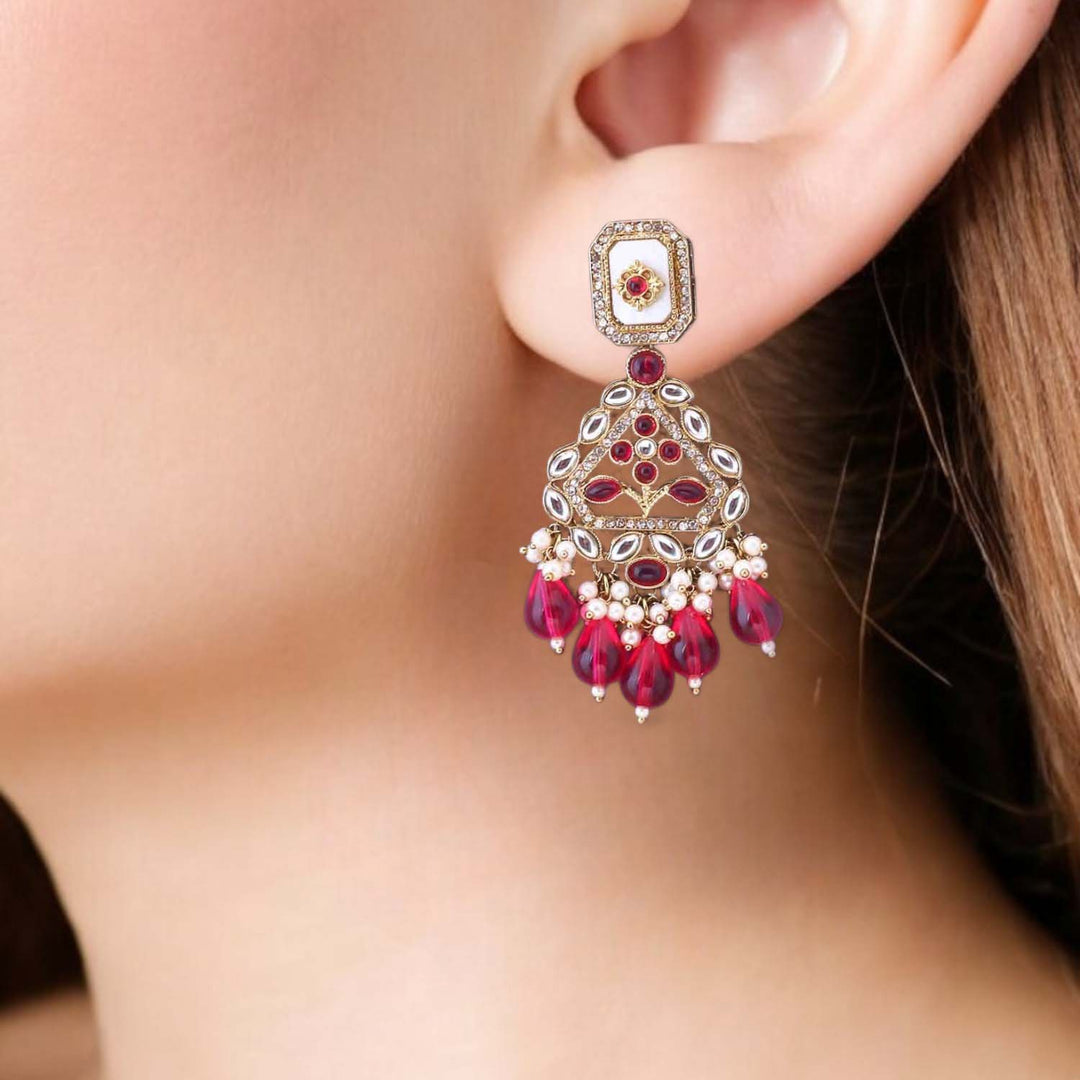 Rani Madhuka Danglers