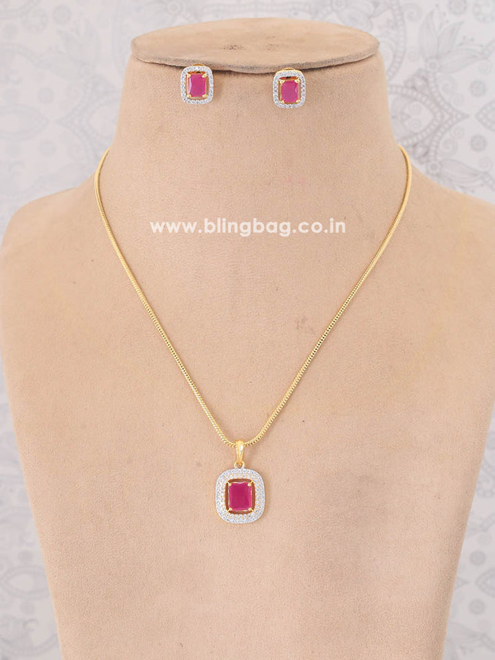 Rani Moreno Pendant Set