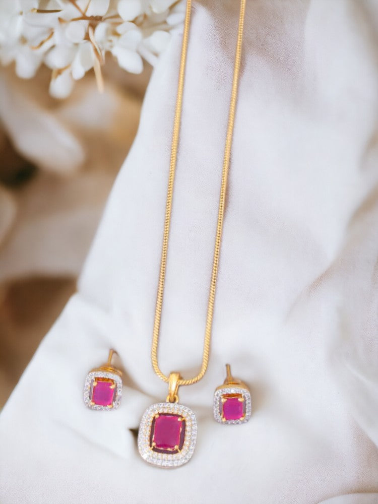 Rani Moreno Pendant Set